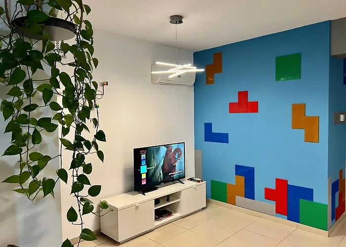 Fat Cow 103 * ラルナカ