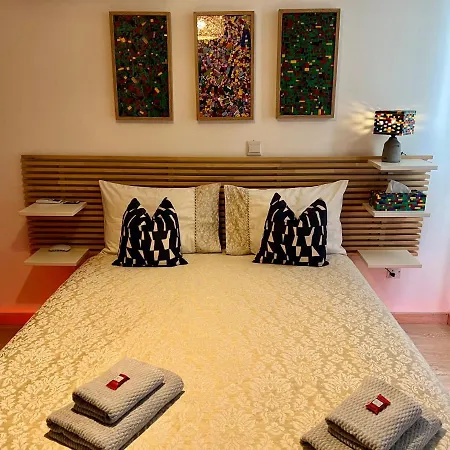 아파트 Fat Cow 103 *